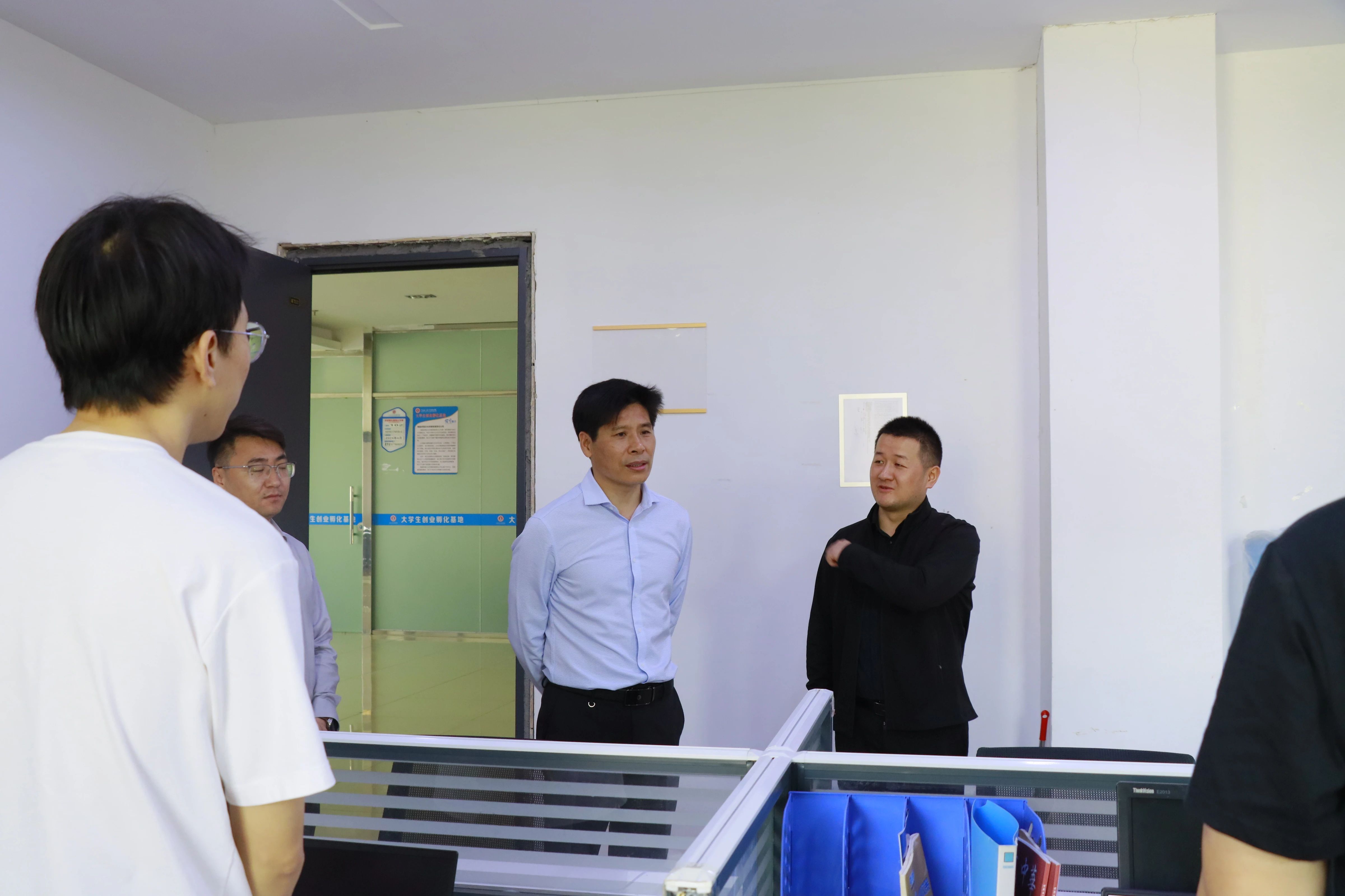 正在上传...